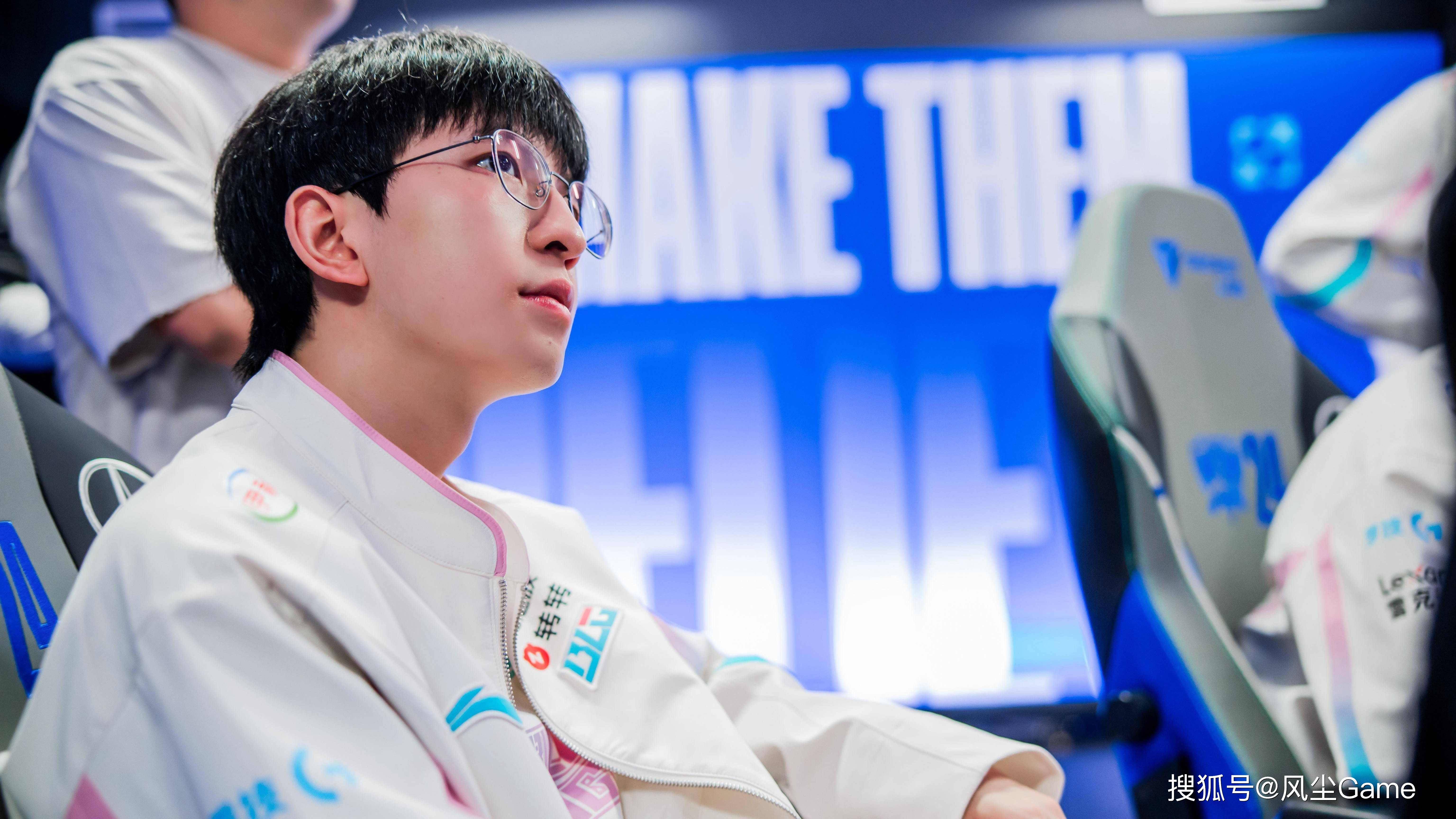 九游体育-Ning新星大比分获胜表现突出，巴塞罗那前途光明！