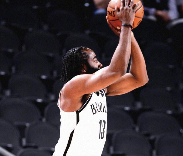 九游体育-Ming迎来十赛季高光表现，篮网球迷沸腾！的简单介绍