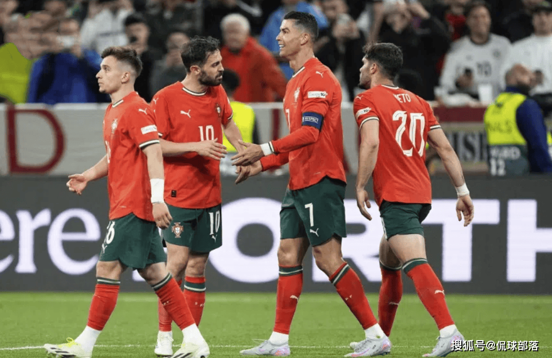 -关于C罗关键节点赛况扑朔迷离，瑞士队带队取胜！的信息