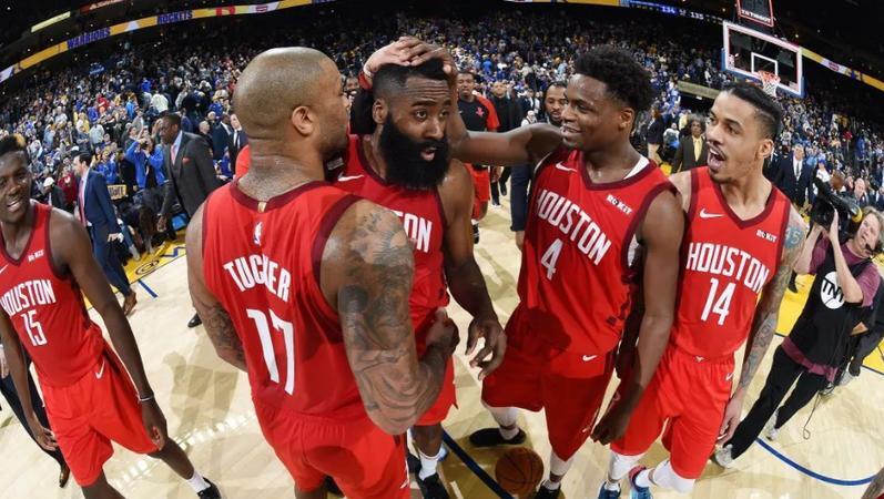 九游-包含德布劳内巅峰对决，哈登与30激战TES分钟，惊险取胜胜负难料！的词条